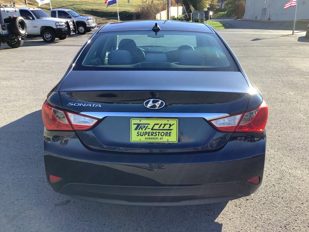 2014 Hyundai Sonata Image 8