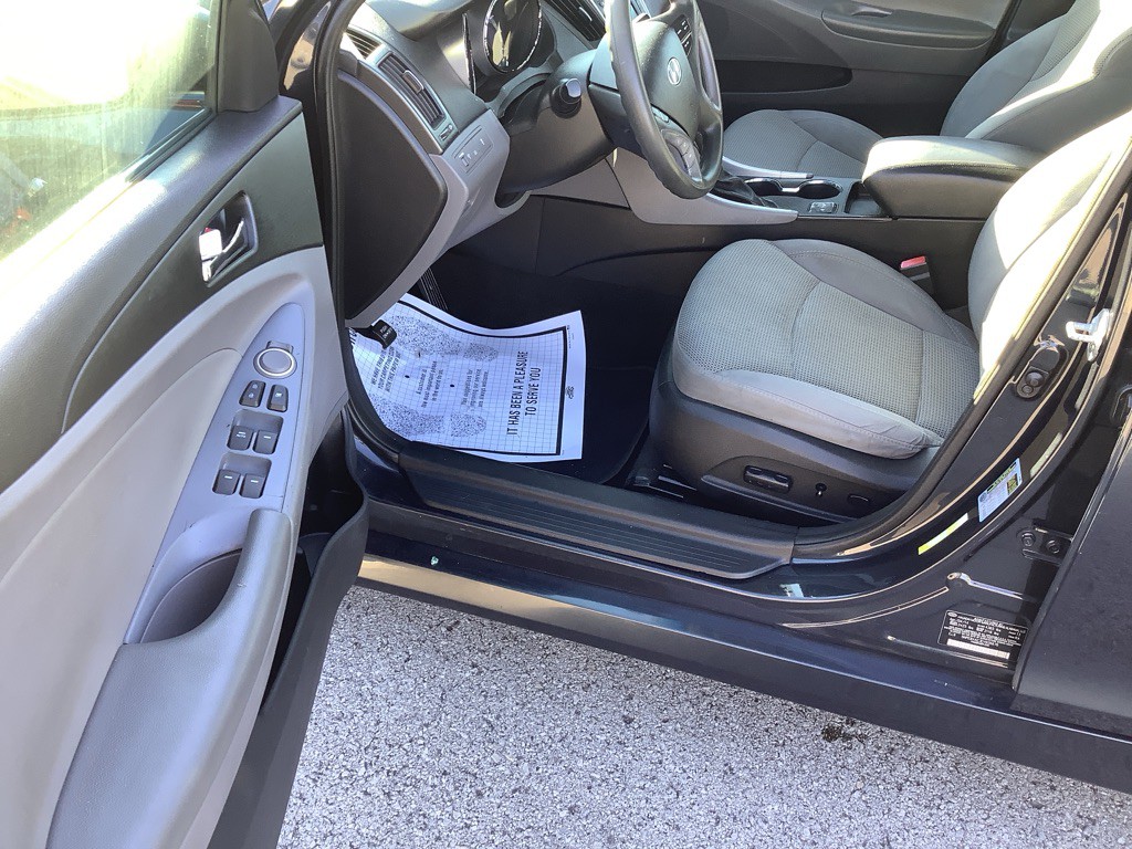 2014 Hyundai Sonata Image 12