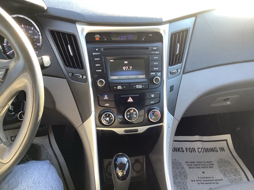 2014 Hyundai Sonata Image 16