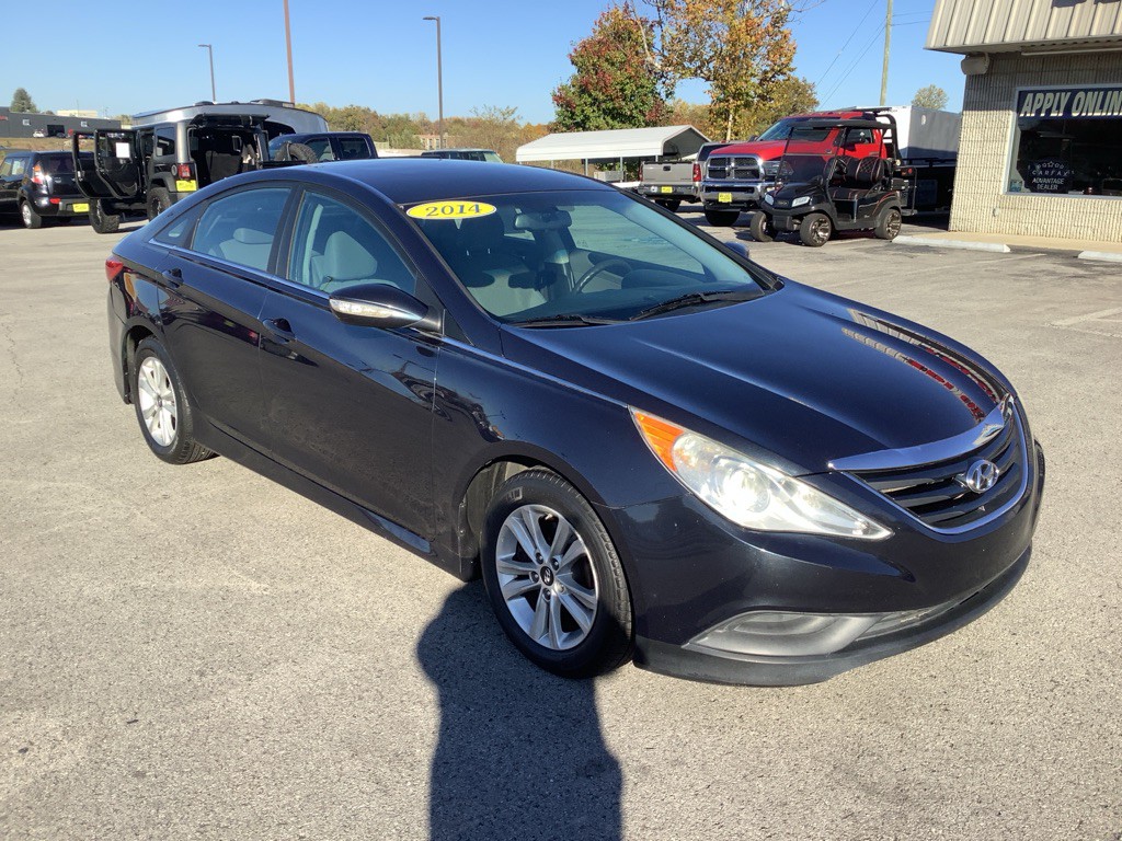 2014 Hyundai Sonata Image 4