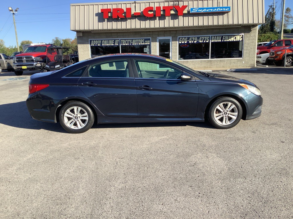 2014 Hyundai Sonata Image 5