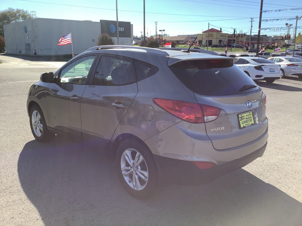 2012 Hyundai Tucson Image 10