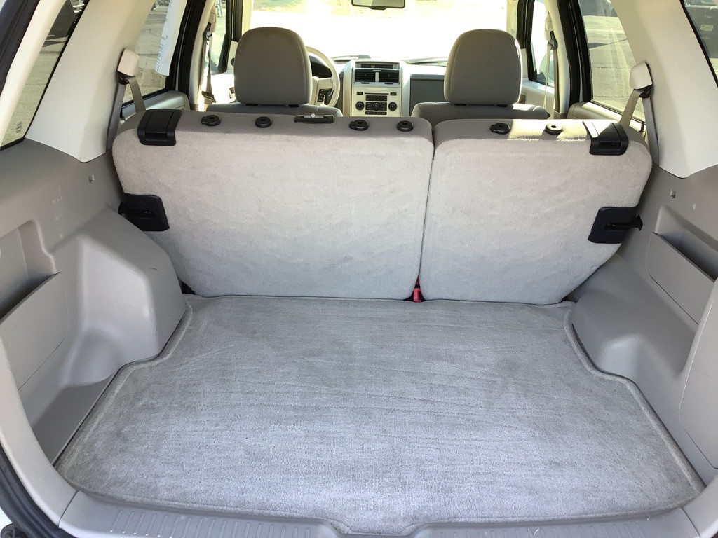 2011 Ford Escape Image 9