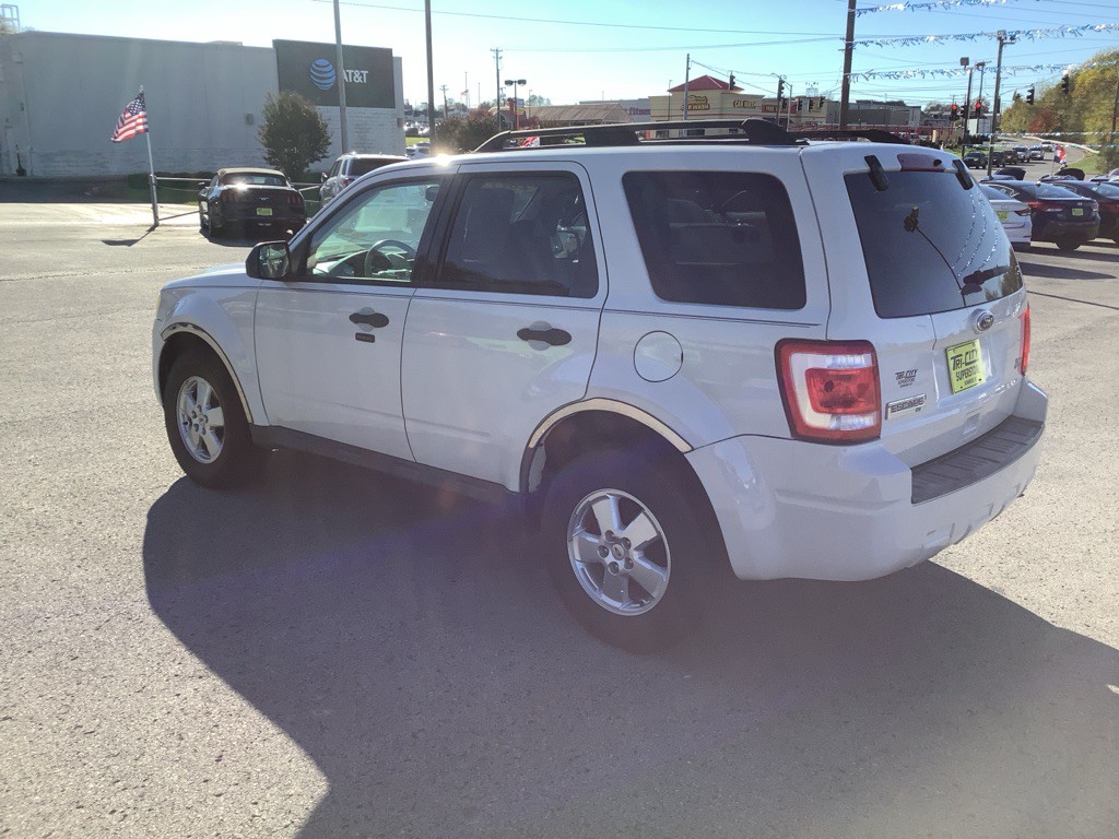 2011 Ford Escape Image 11