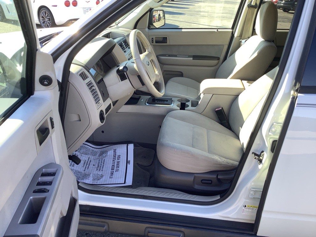 2011 Ford Escape Image 13