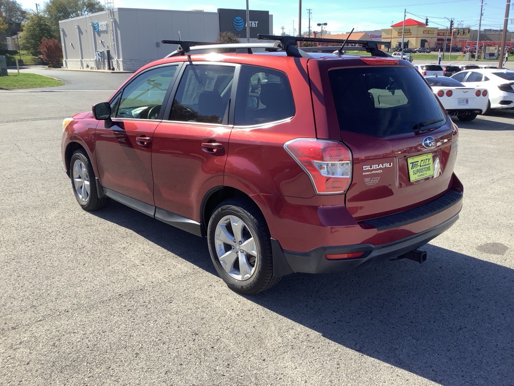 2015 Subaru Forester Image 10