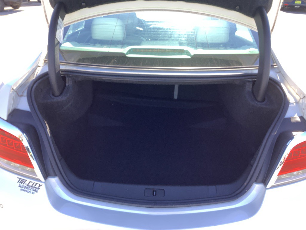 2013 Buick Lacrosse Image 9