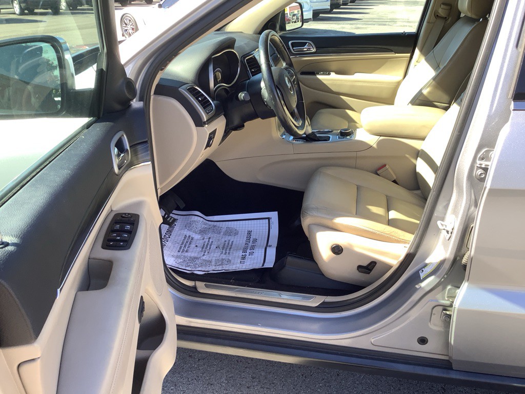 2019 Jeep Grand Cherokee Image 12