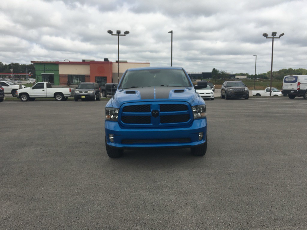2019 RAM 1500 Image 3