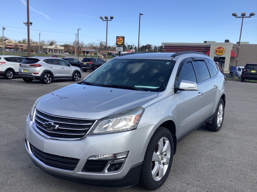 2017 Chevrolet Traverse Image 3