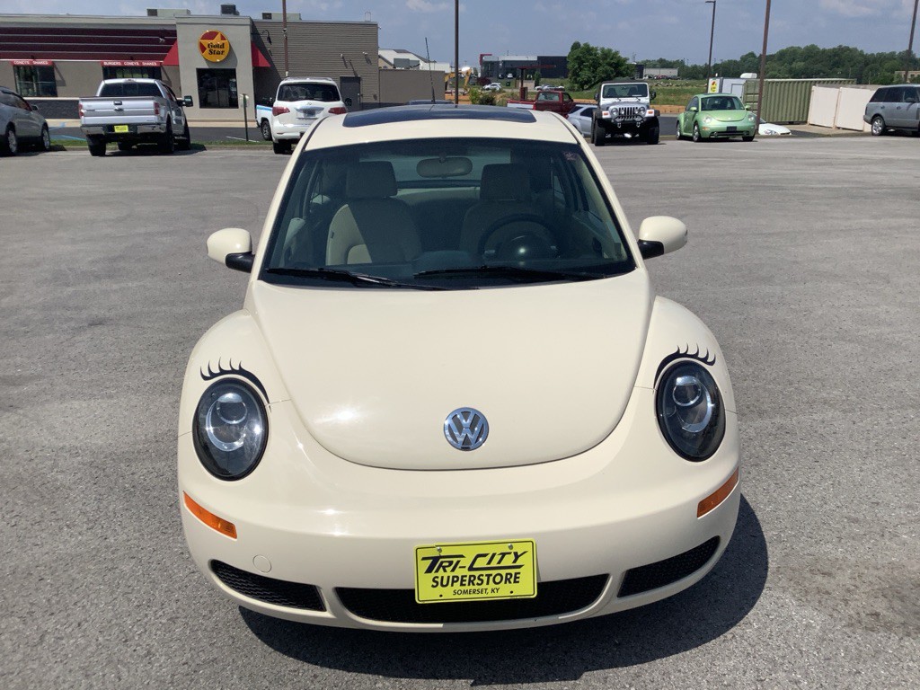 2007 Volkswagen Beetle Image 3