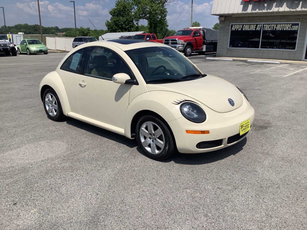 2007 Volkswagen Beetle Image 4