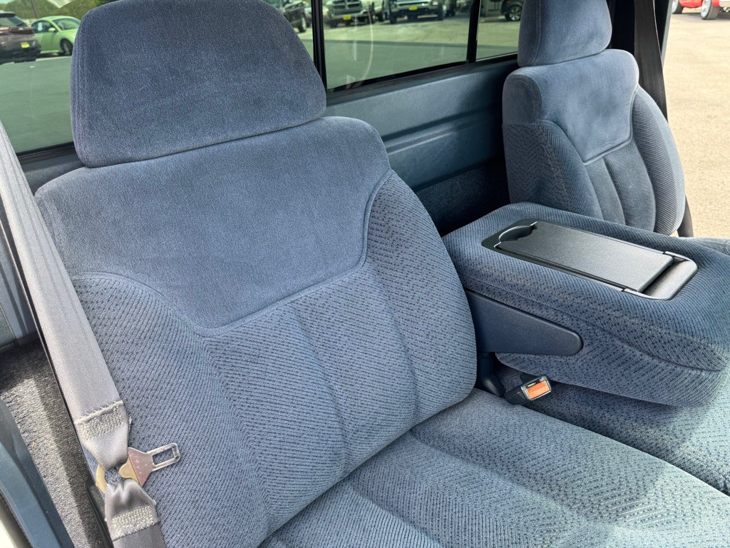 1996 Chevrolet Silverado 1500 Image 21