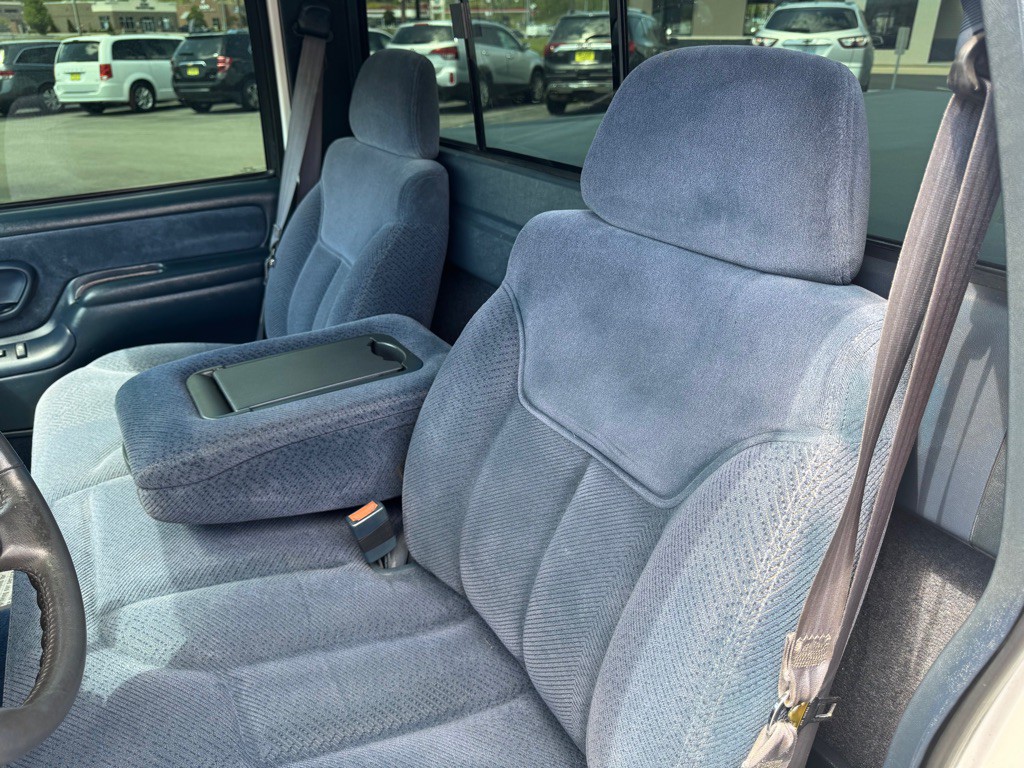 1996 Chevrolet Silverado 1500 Image 25