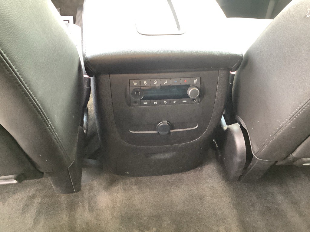 2012 Chevrolet Tahoe Image 16