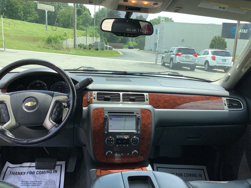 2012 Chevrolet Tahoe Image 17