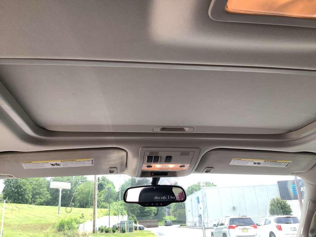 2012 Chevrolet Tahoe Image 18