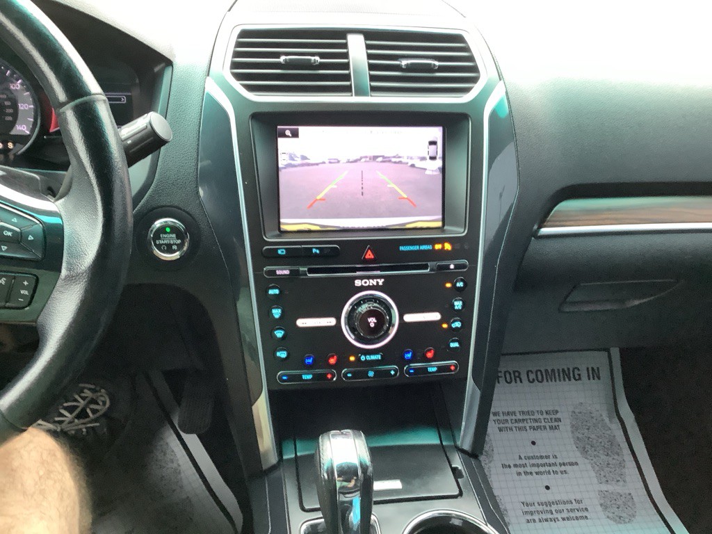 2016 Ford Explorer Image 17