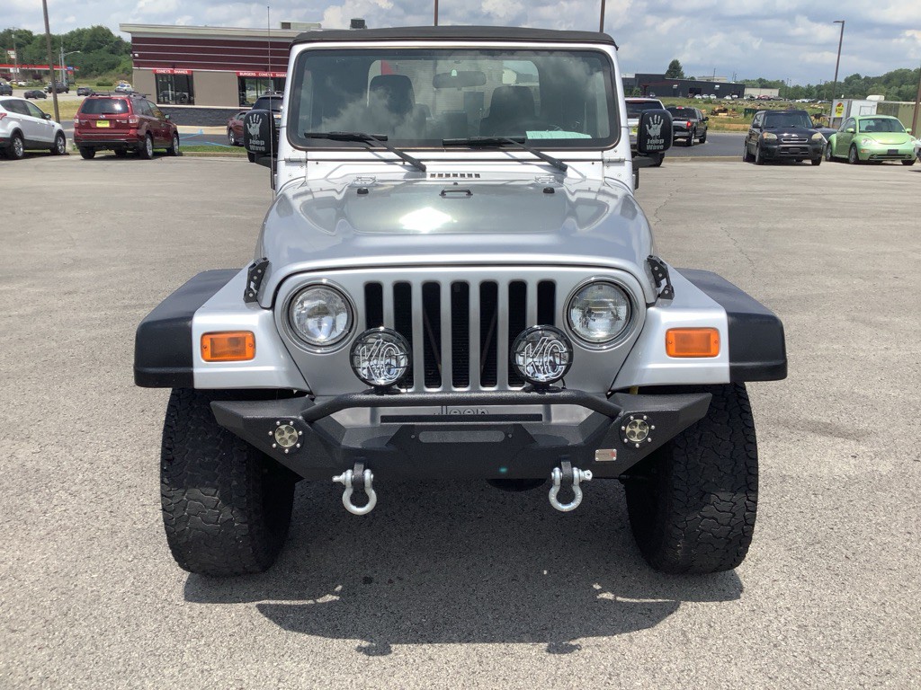 2004 Jeep Wrangler Image 3