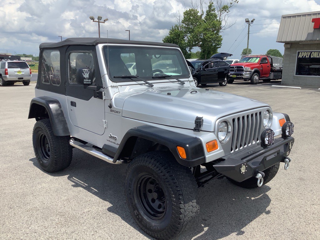 2004 Jeep Wrangler Image 4