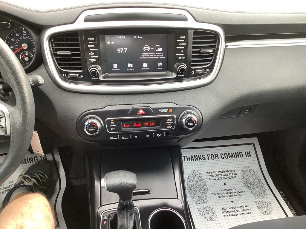 2019 Kia Sorento Image 17