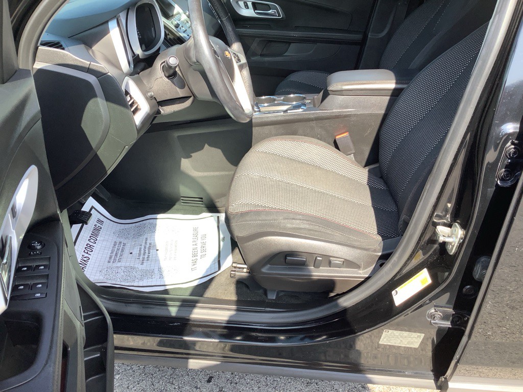 2017 Chevrolet Equinox Image 12