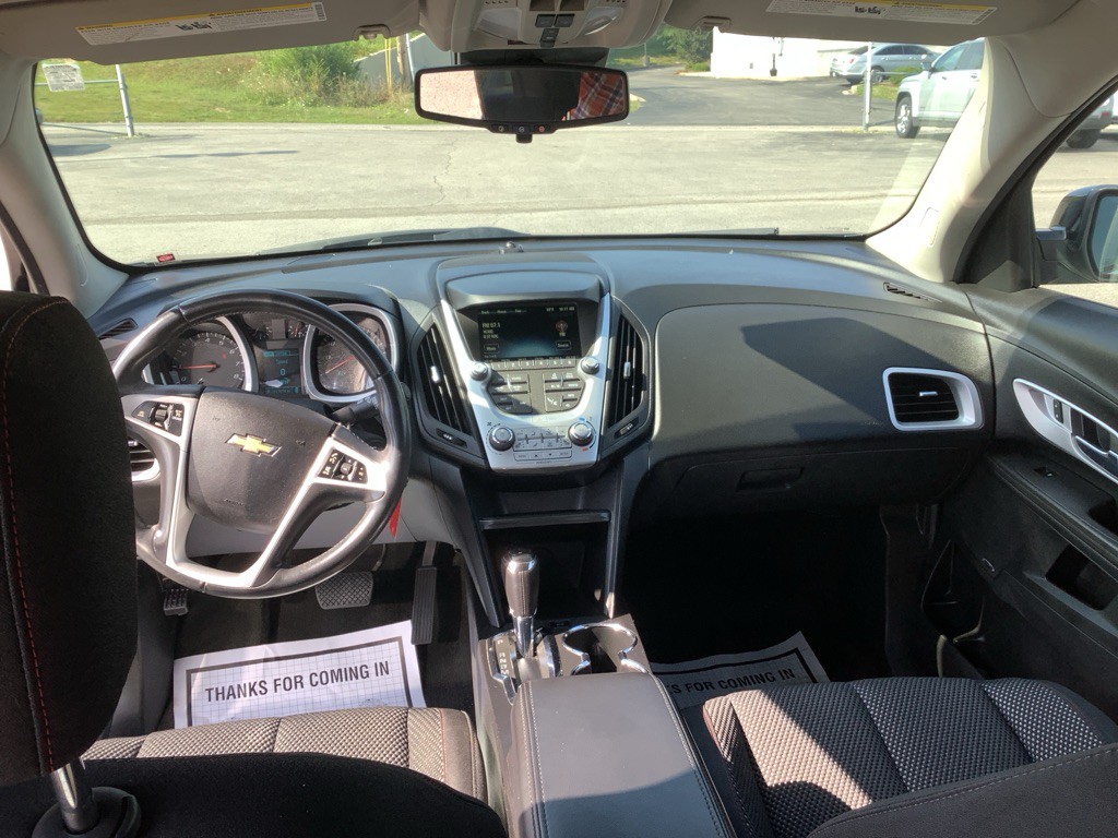 2017 Chevrolet Equinox Image 14