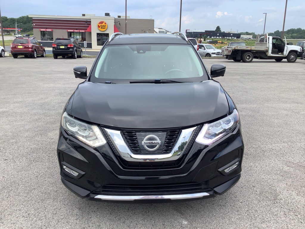 2017 Nissan Rogue Image 3
