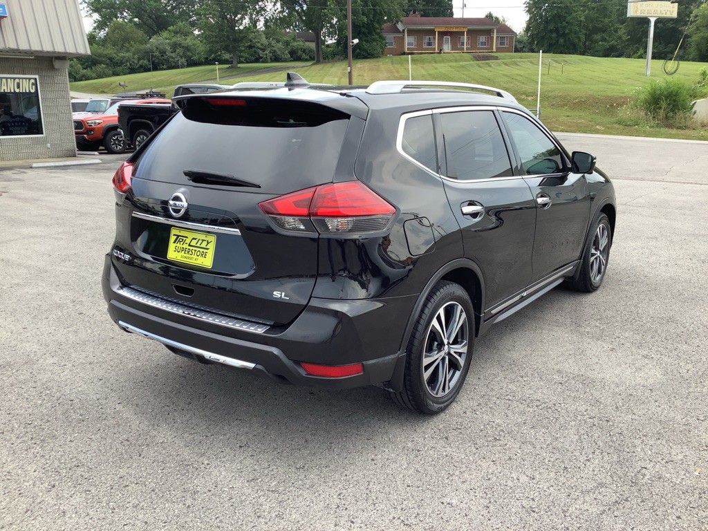 2017 Nissan Rogue Image 6