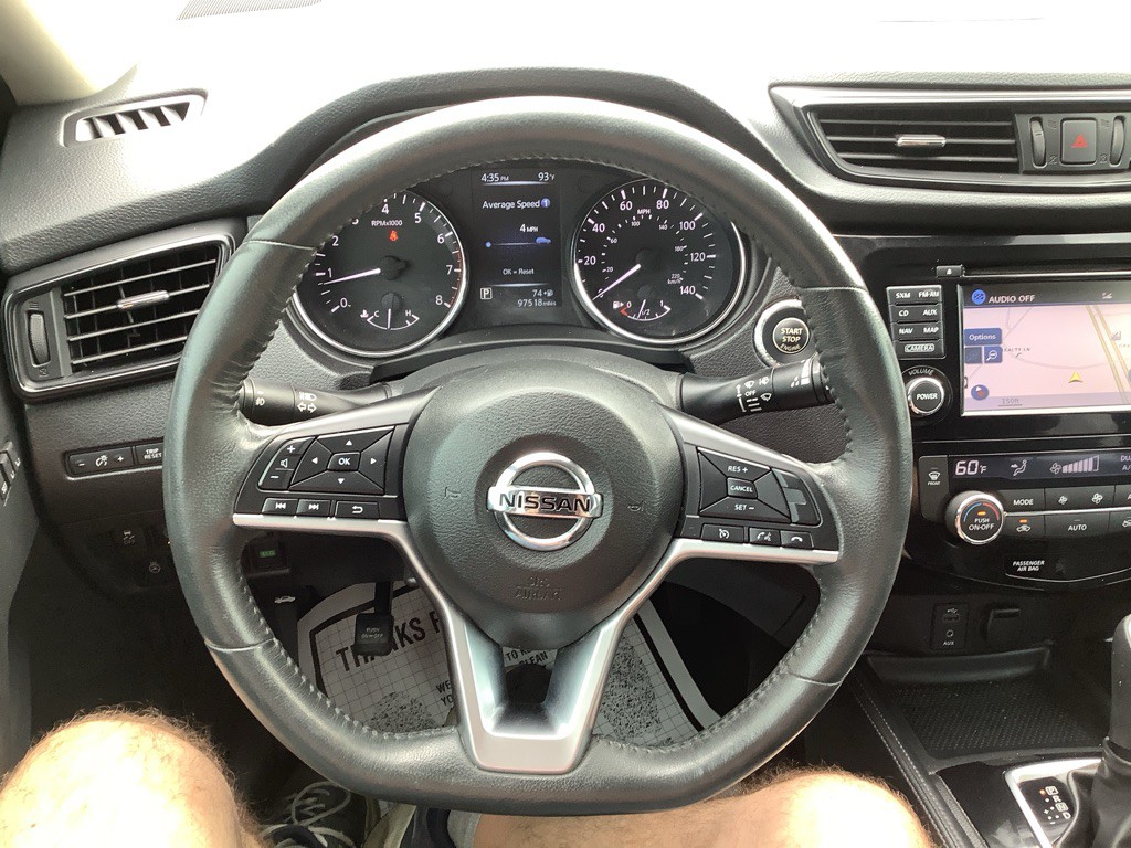 2017 Nissan Rogue Image 17