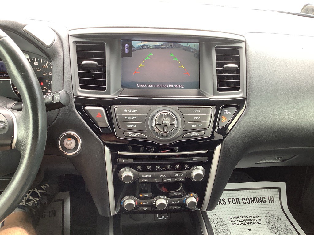 2018 Nissan Pathfinder Image 18