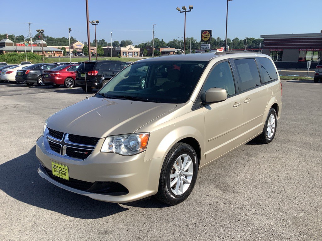 2015 Dodge Grand Caravan Image 2