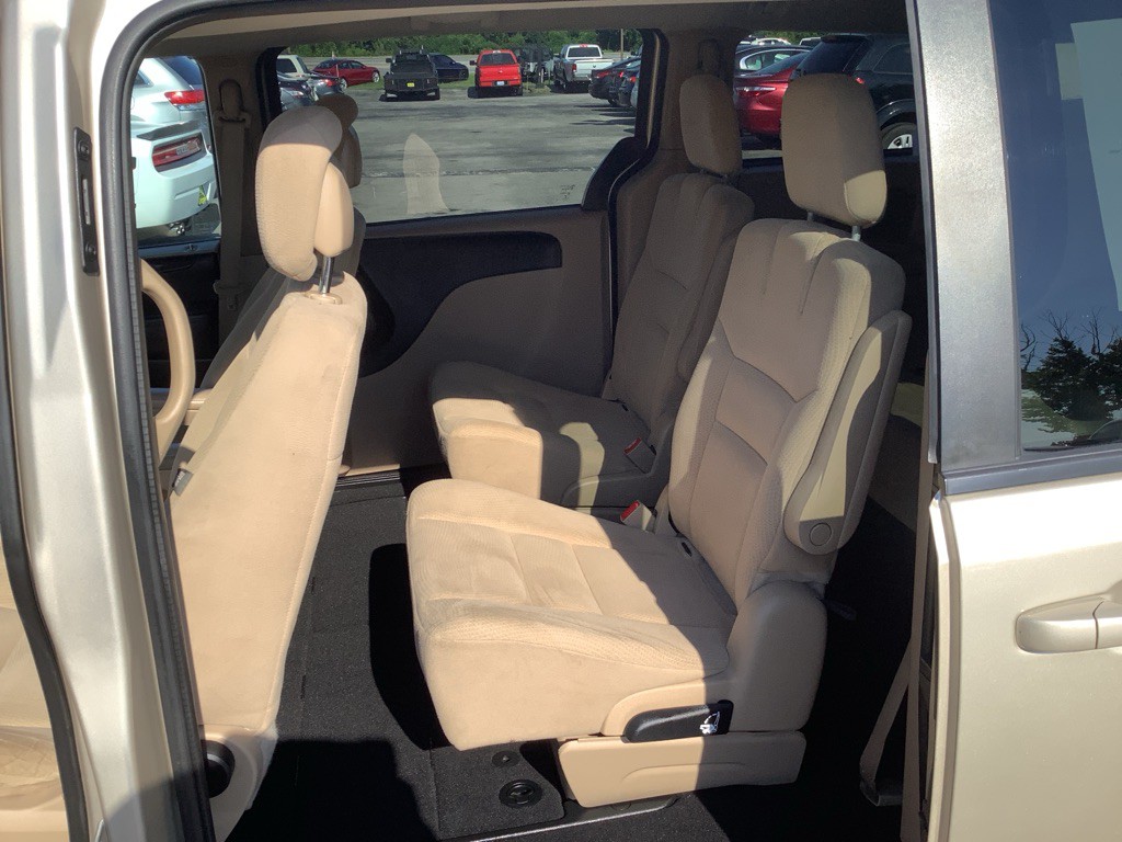 2015 Dodge Grand Caravan Image 14