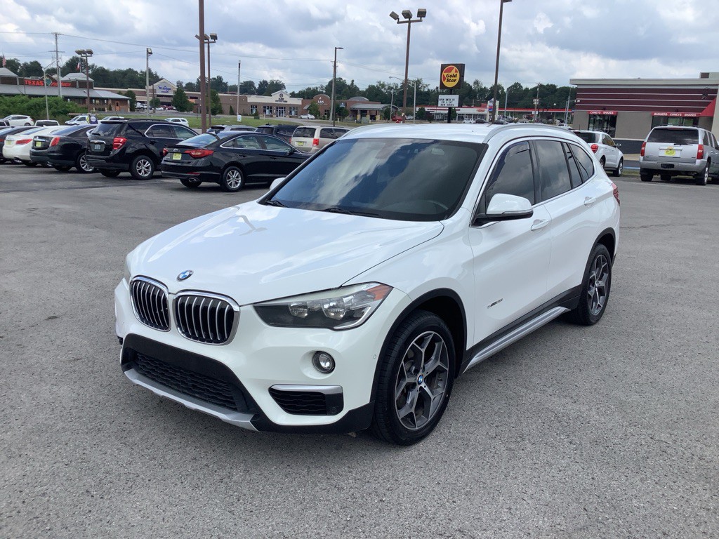 2018 BMW X1 Image 2