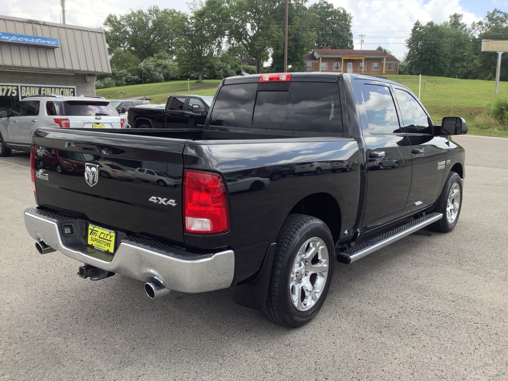 2015 RAM 1500 Image 6