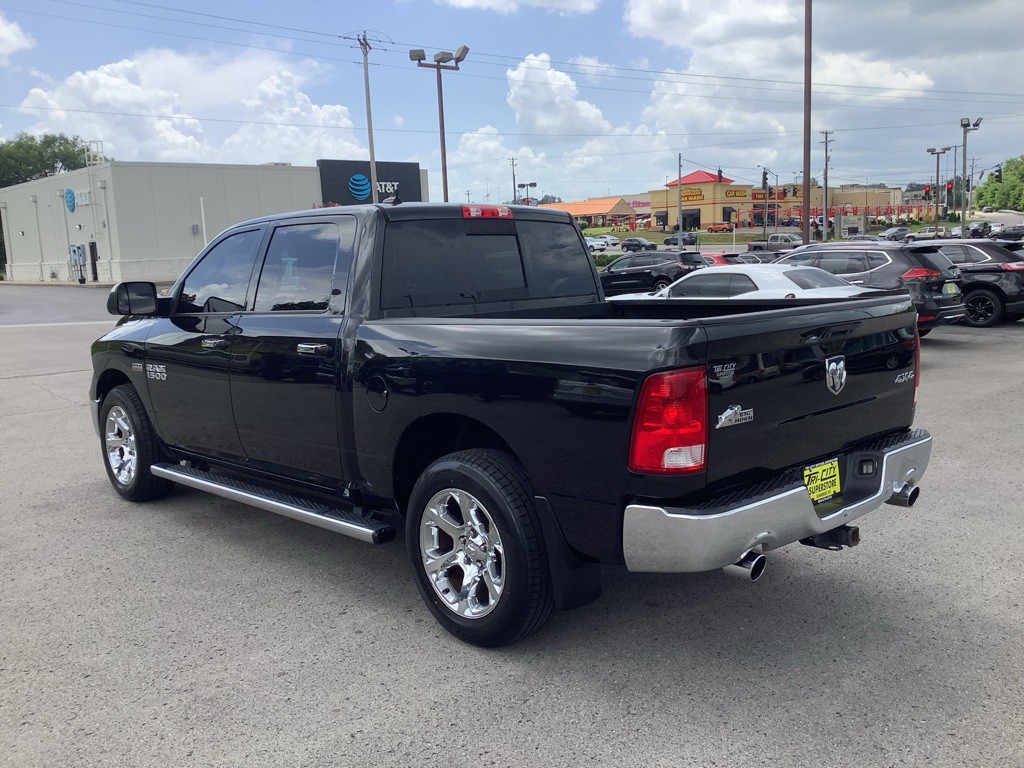 2015 RAM 1500 Image 8