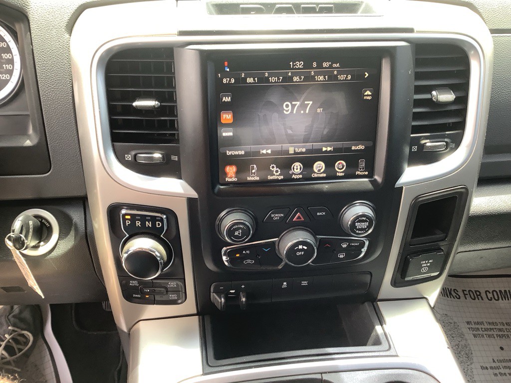 2015 RAM 1500 Image 16
