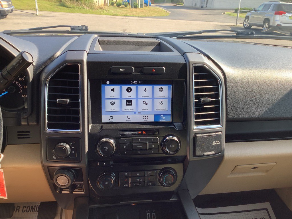 2016 Ford F-150 Image 18