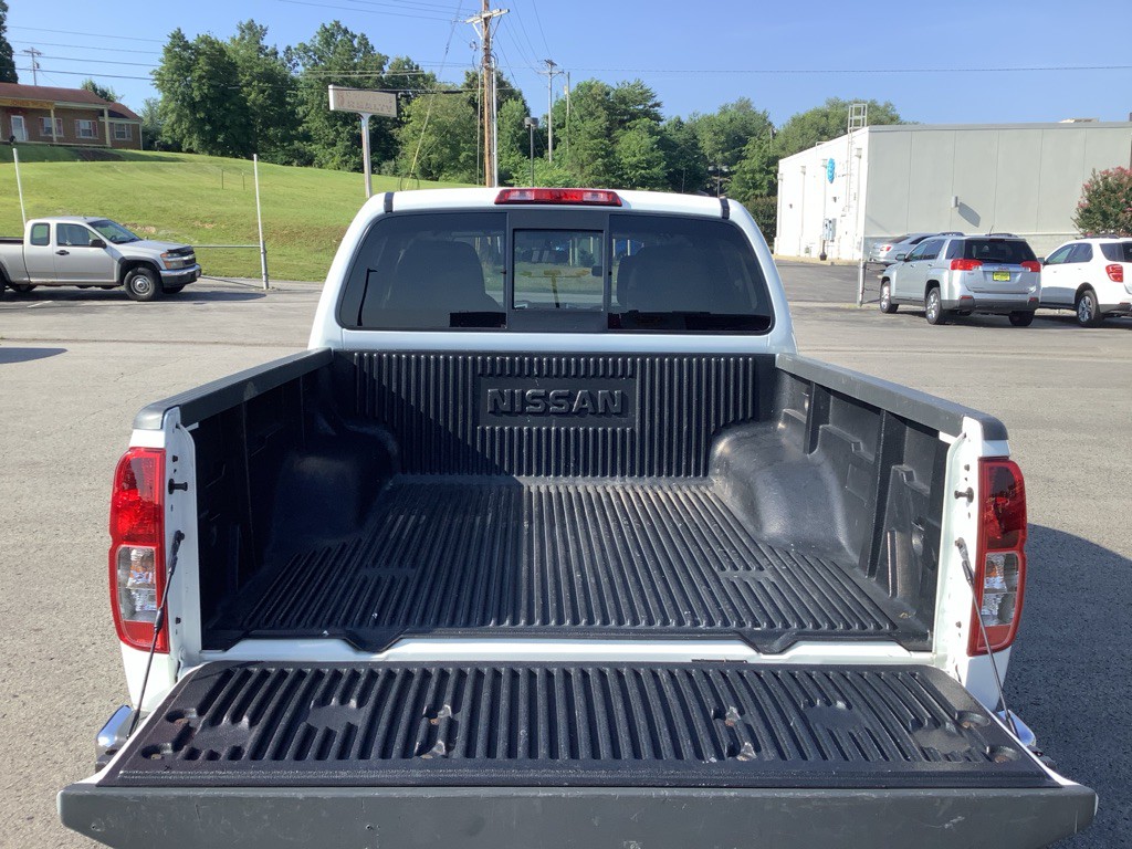 2019 Nissan Frontier Image 8