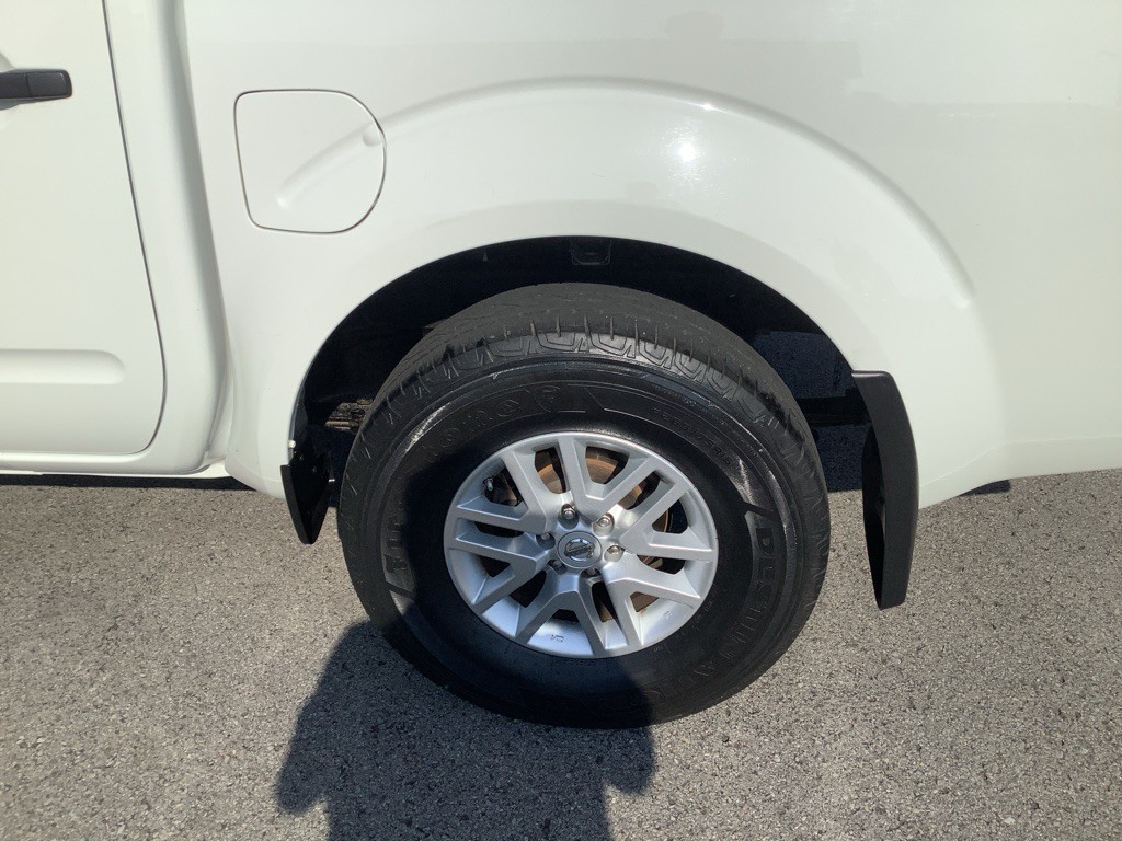 2019 Nissan Frontier Image 10