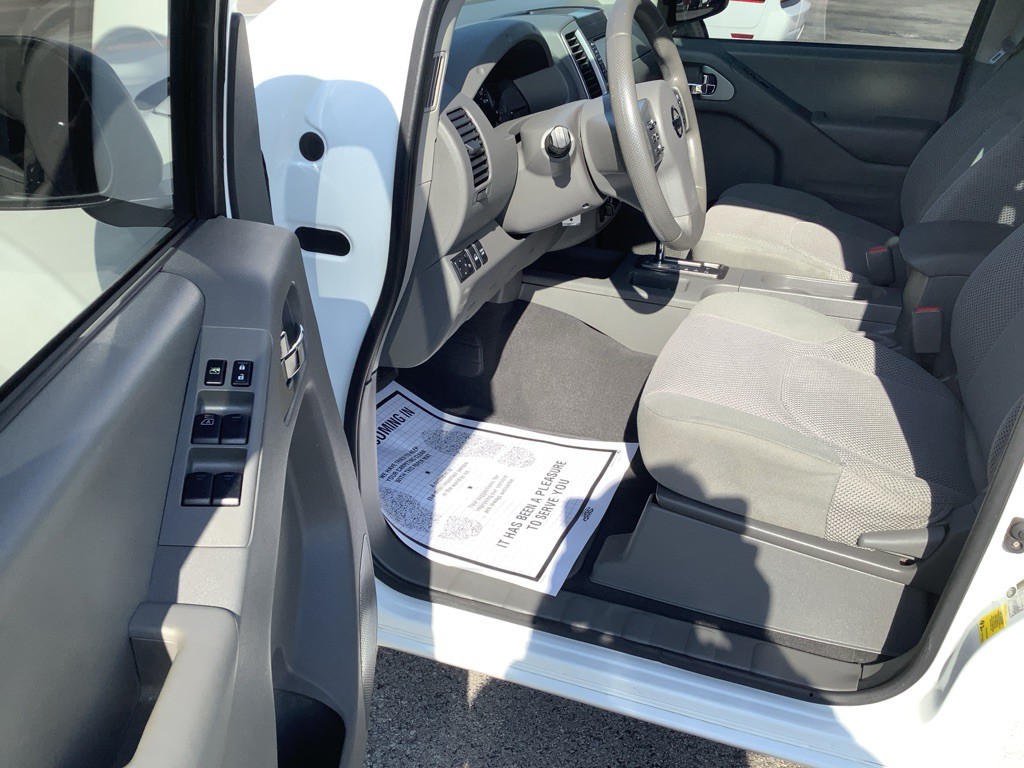 2019 Nissan Frontier Image 11