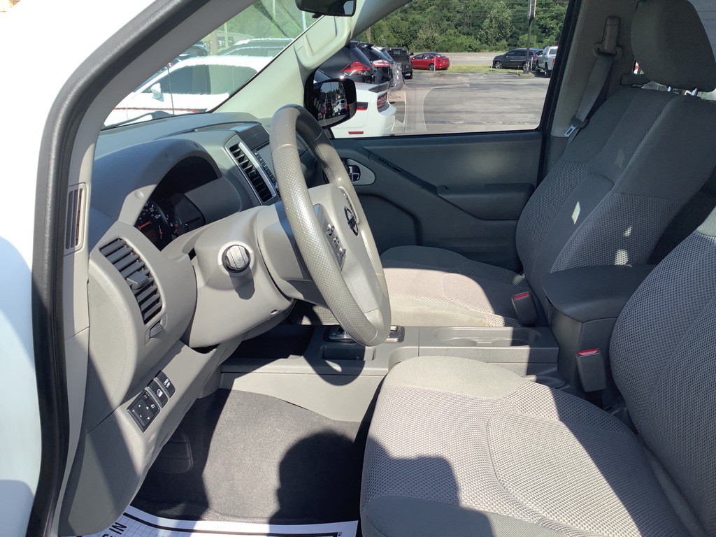 2019 Nissan Frontier Image 12
