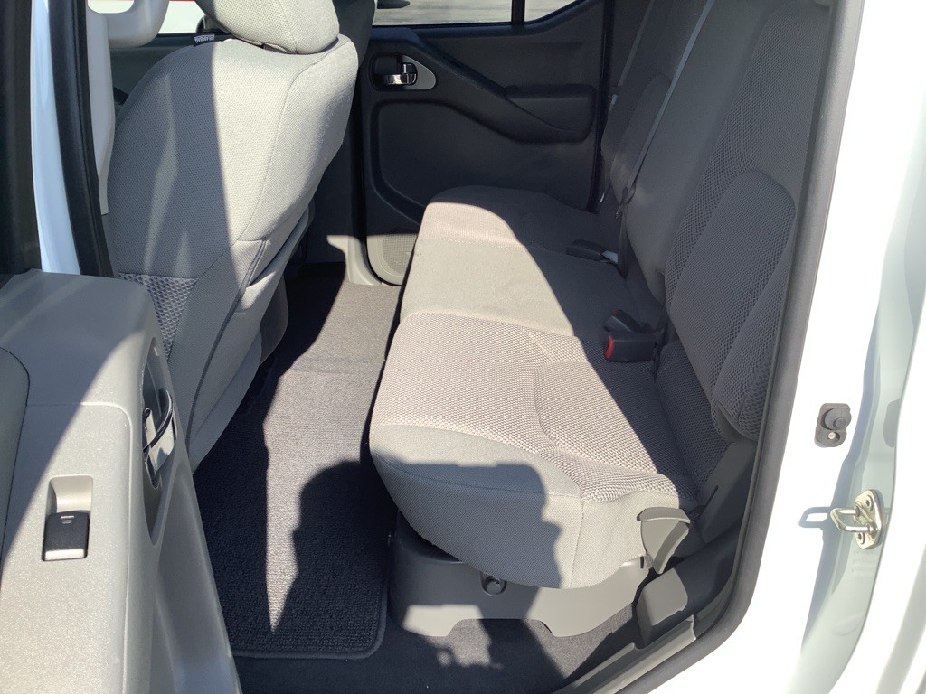2019 Nissan Frontier Image 13