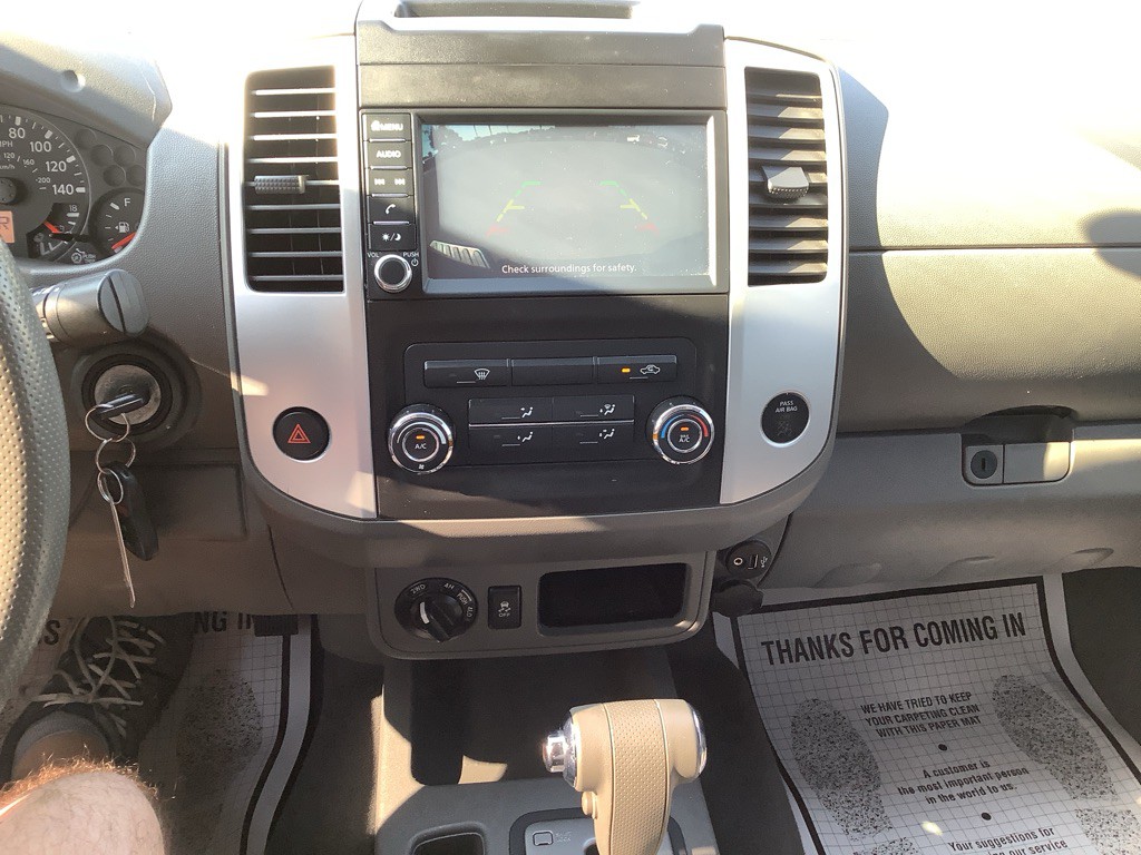 2019 Nissan Frontier Image 17