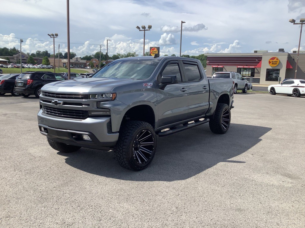 2019 Chevrolet Silverado 1500 Image 2