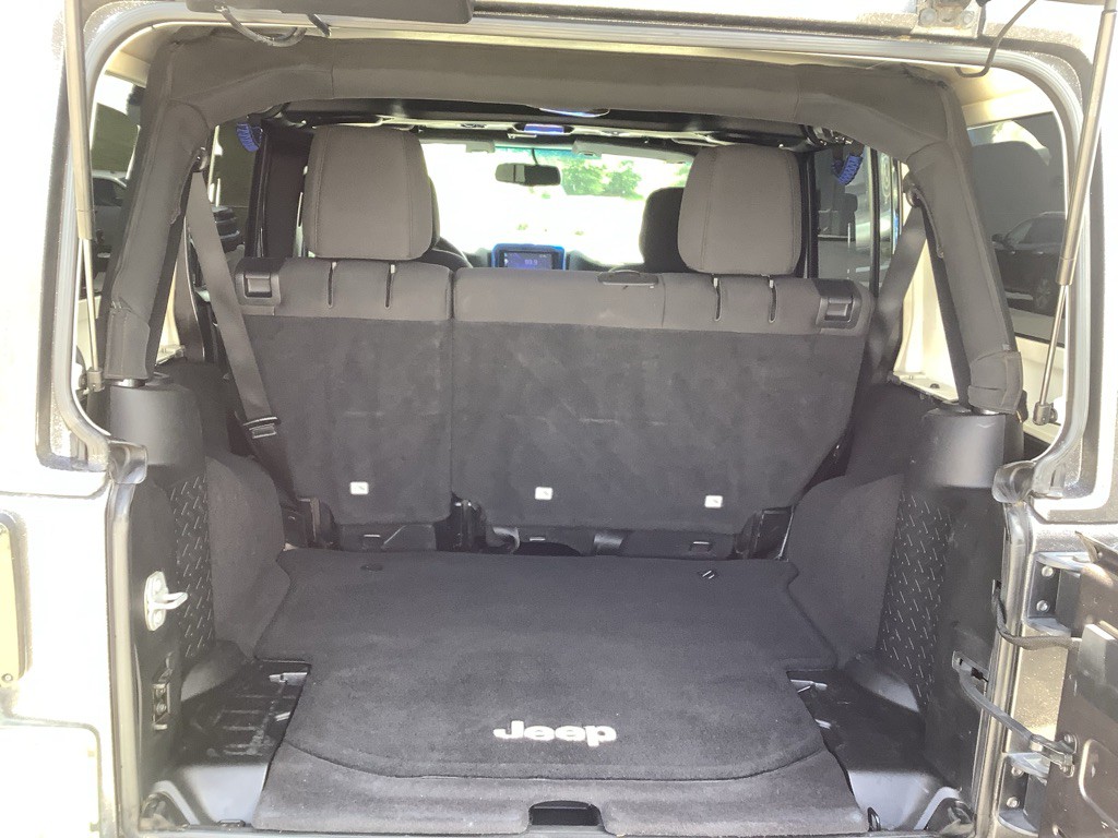 2014 Jeep Wrangler Unlimited Image 8