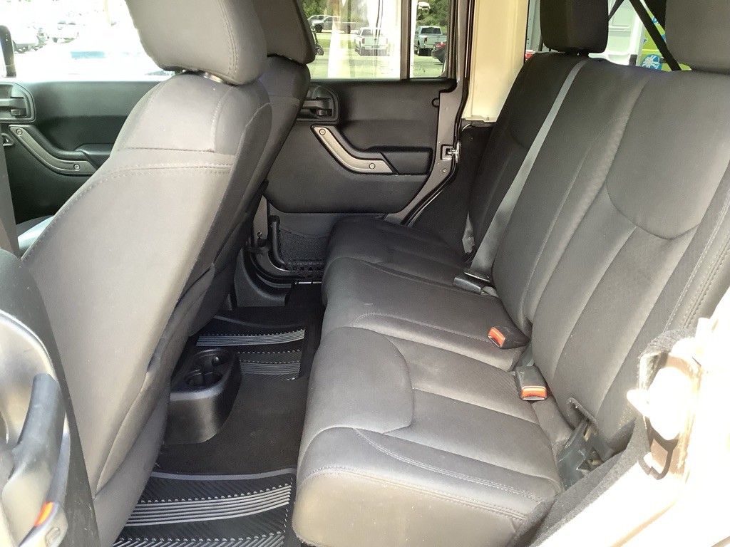 2014 Jeep Wrangler Unlimited Image 12