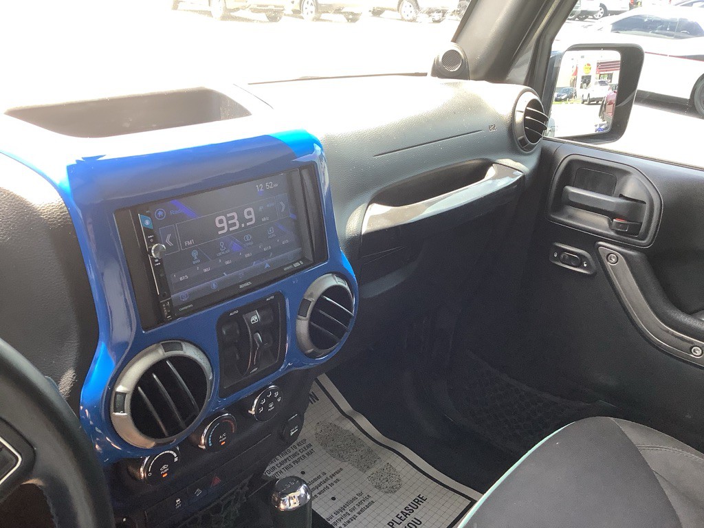 2014 Jeep Wrangler Unlimited Image 14