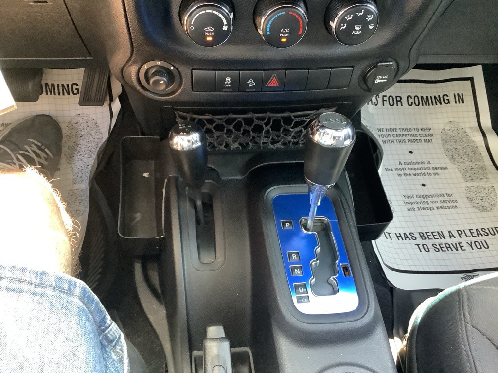 2014 Jeep Wrangler Unlimited Image 15