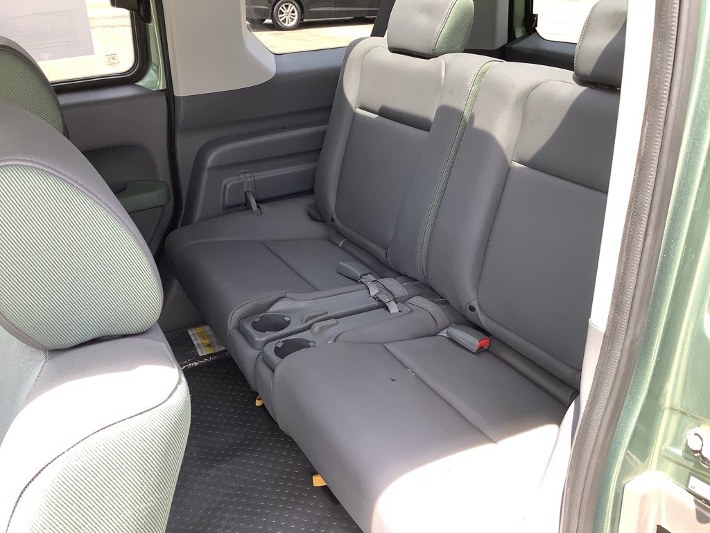 2004 Honda Element Image 14